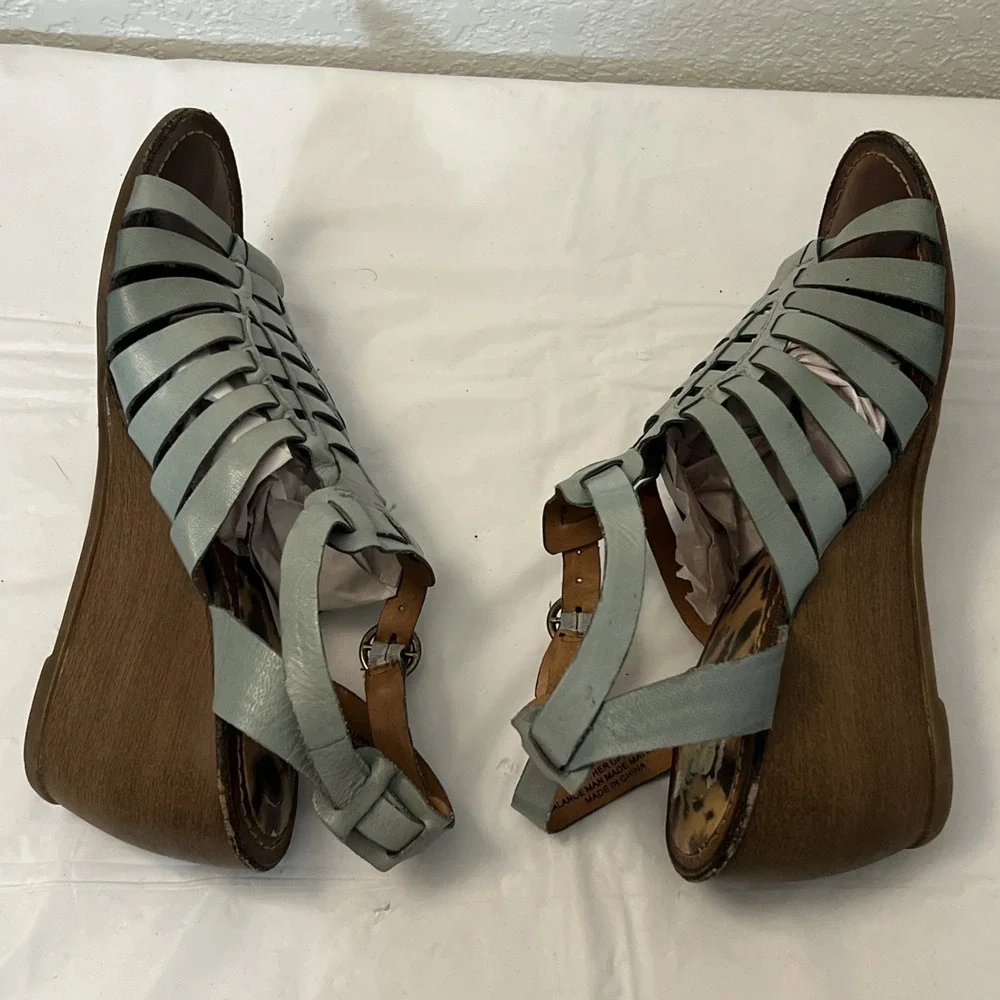 Baretraps Blue Leather 3